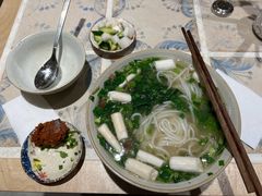 -粉八·云南米线·建水烧烤(常熟路店)