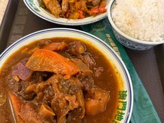 红烩牛尾配米饭-澳门地道葡国餐