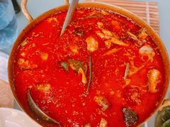 海鲜冬阴功汤-CHINCHIN 青青·泰国料理(万象食家店)