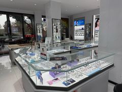 -光明眼镜·蔡司授权(徐泾店)
