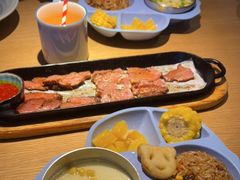 -蜜桃餐厅·伴山(绿宝广场店)