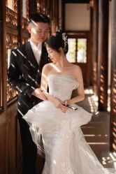 -雪中彩影婚纱摄影·微光艺术中心