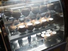 -椰爺爺·椰子冻砵仔糕