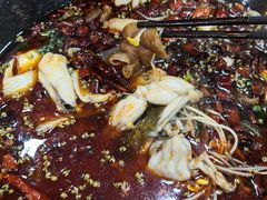 -烧哥美蛙肥肠鱼火锅·十五年社区店