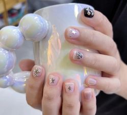 -爱纶美·美甲美睫半永久