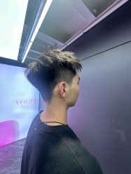 -藤野造型•烫染专业店