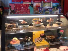 -DQ·蛋糕·冰淇淋(大宁国际商业广场店)