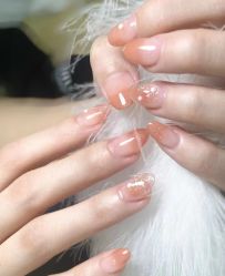 -阿噶西美甲美睫