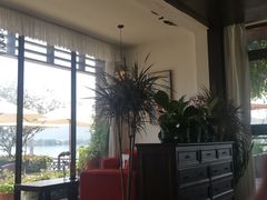 靠窗位-望海·帆船主题咖啡厅•品茗下午茶(石湖景区店)
