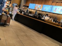 -星巴克臻选(青岛金狮广场店)