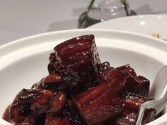 百叶结红烧肉-屋里厢上海菜馆