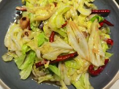 -云海肴·汽锅鸡·云南菜(天山百盛优客店)