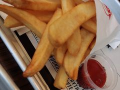 宽薯条-FATBURGER 特富客汉堡(外交公寓店)