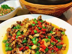 花甲炒鸡-有红鸡毛店·川菜(建设路店)