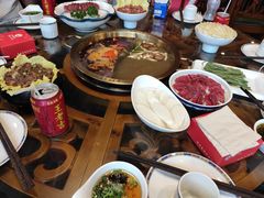 -小天鹅火锅·一线江景洪鼎旗舰店(洪崖洞店)
