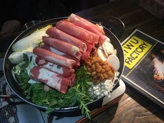 部队锅-MI WU FACTORY米屋美食工厂餐厅(绿地店)