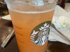 -星巴克(东莞常平富盈广场店)