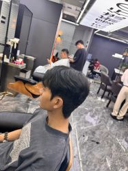-藤野造型•烫染专业店
