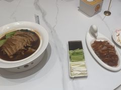 -梅利汴京烤鸭•开封豫菜地标店(东大街店)