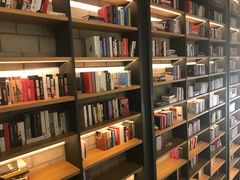 -CGV影城(滨江天街IMAX店)