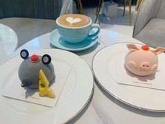 -Fridi Patisserie Cafe