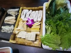 -滇釜火锅·能喝汤的火锅(车公庄店)