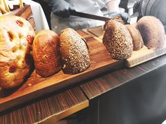 餐前面包-北京金融街丽思卡尔顿酒店·意味轩 Cepe