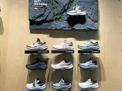 -凯乐石KAILAS(万国奥特莱斯店)