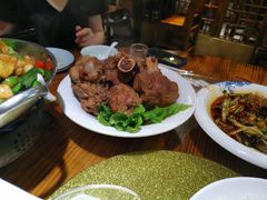 -雪乡阁东北农家菜(颛桥约好休闲街店)