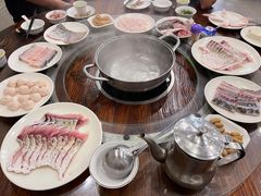 -正能量脆肉鲩火锅