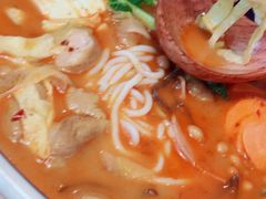 肥肠米线-阿香米线(中原万达店)