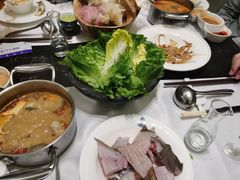 -红鼎豆捞·非遗鲍皇汤火锅(宝丰路店)