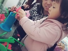 -红黄蓝成长中心(公益西桥校区)