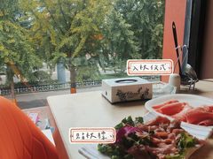 -歪小孩山野鲜货火锅店(银河名座店)