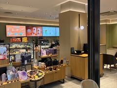 -星巴克臻选(上海中环广场2F店)