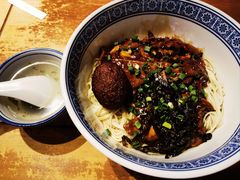 -沪西老弄堂面馆(定西路店)