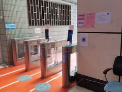 -奥冠体育华师附中恒温游泳馆
