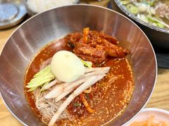 拌冷面-江南面屋(明洞店)