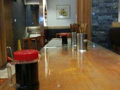 -亮亮面馆(经六路店)