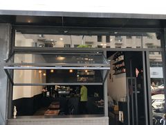 门面-black rainbow coffee