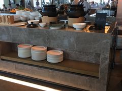 自助取餐区-深圳中洲万豪酒店·大堂酒廊·高空海景