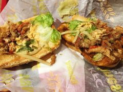 十三香小龙虾烤鸡堡-肯德基(西稍门店)
