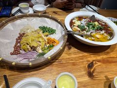 -花溪雨·森林餐厅(石基店)