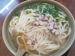 -亮亮面馆(经六路店)