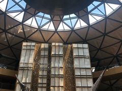 -上海滴水湖皇冠假日酒店