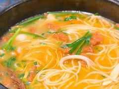 -银米·云南传统过桥米线(双廊黑金冠店)