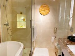 -青岛海尔洲际酒店