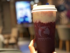 -瑞幸咖啡(外滩SOHO店)