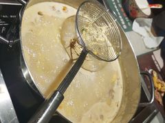 -尚尚仙·酸汤猪手·猪肚鸡火锅(华联万柳购物中心店)