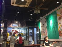 大堂-陈光记烧腊(长寿路店)